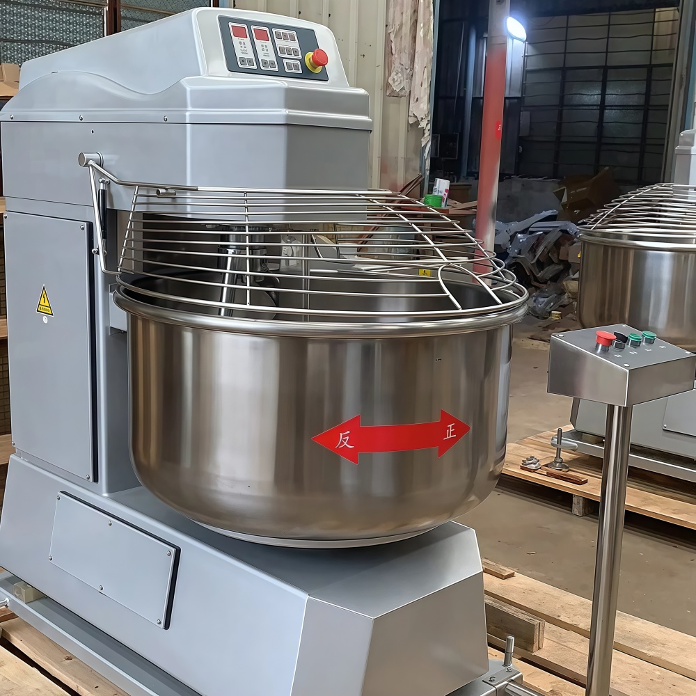 آلة خلط عجينة الدقيق بسعة 100  - مراجعة Dough Mixer Machine وسعره